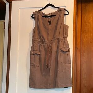 Sleeveless Brown Dress with Pockets